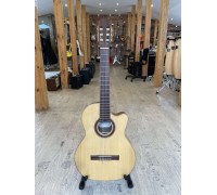 Классическая гитара с подключением KREMONA R65CW 